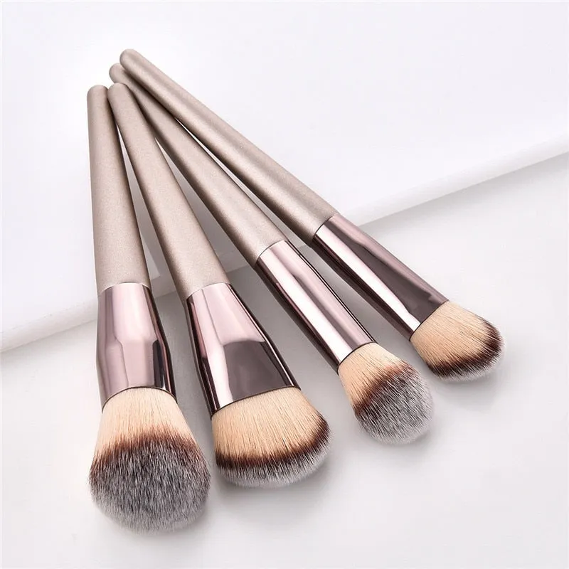 10pcs/set Champagne makeup brushes set for cosmetic foundation powder blush eyeshadow kabuki blending make up brush beauty tool