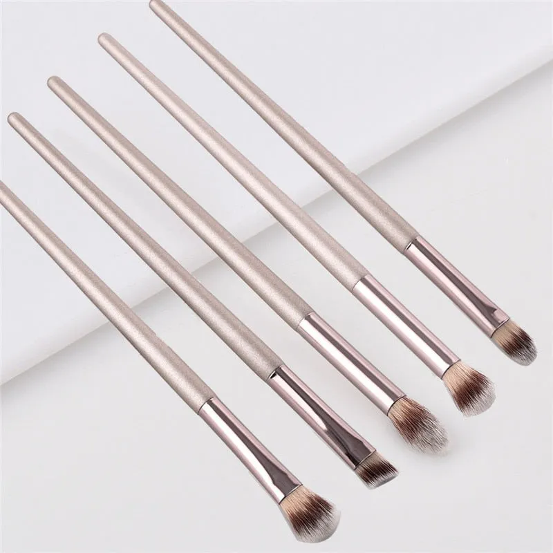 10pcs/set Champagne makeup brushes set for cosmetic foundation powder blush eyeshadow kabuki blending make up brush beauty tool