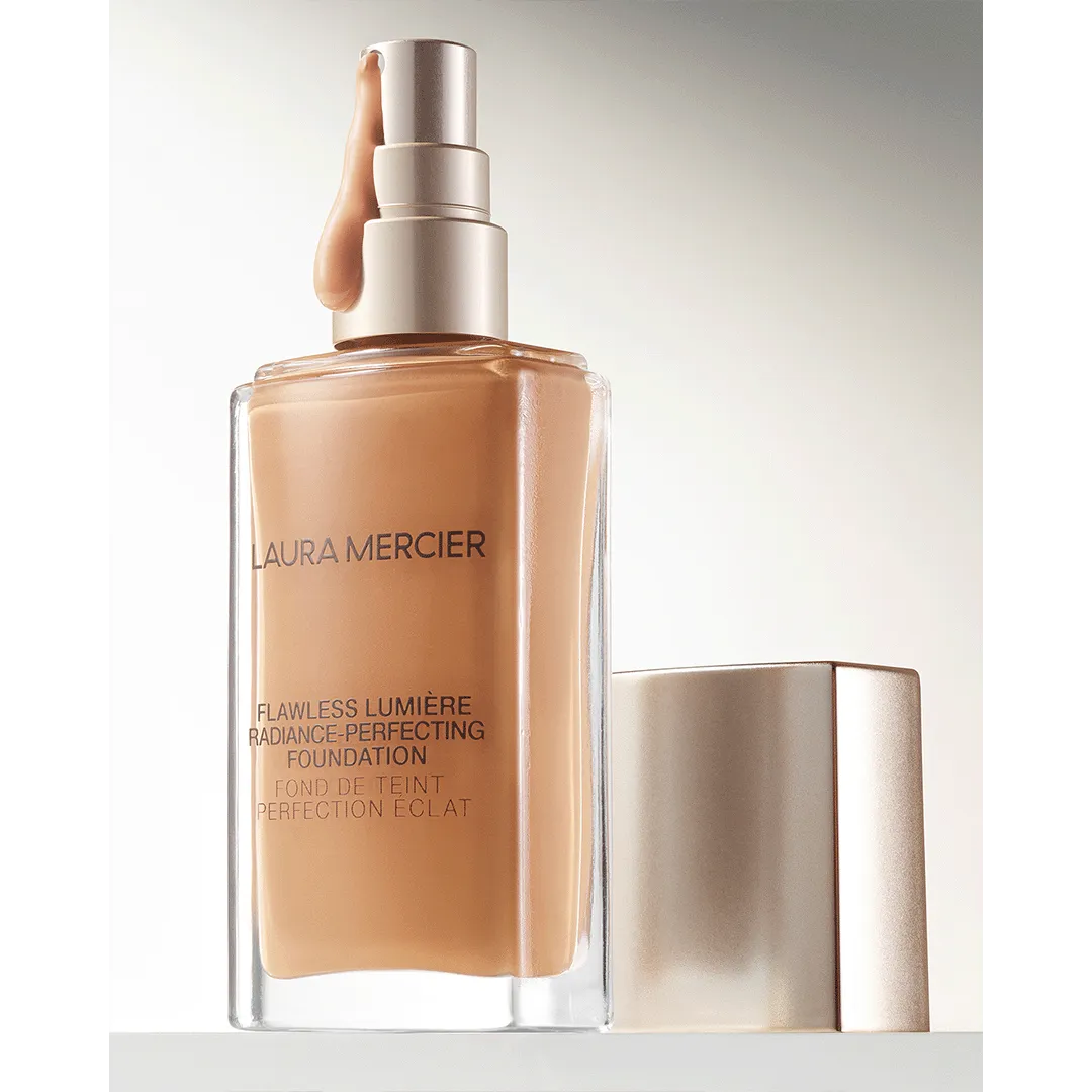 Flawless Lumière Foundation 