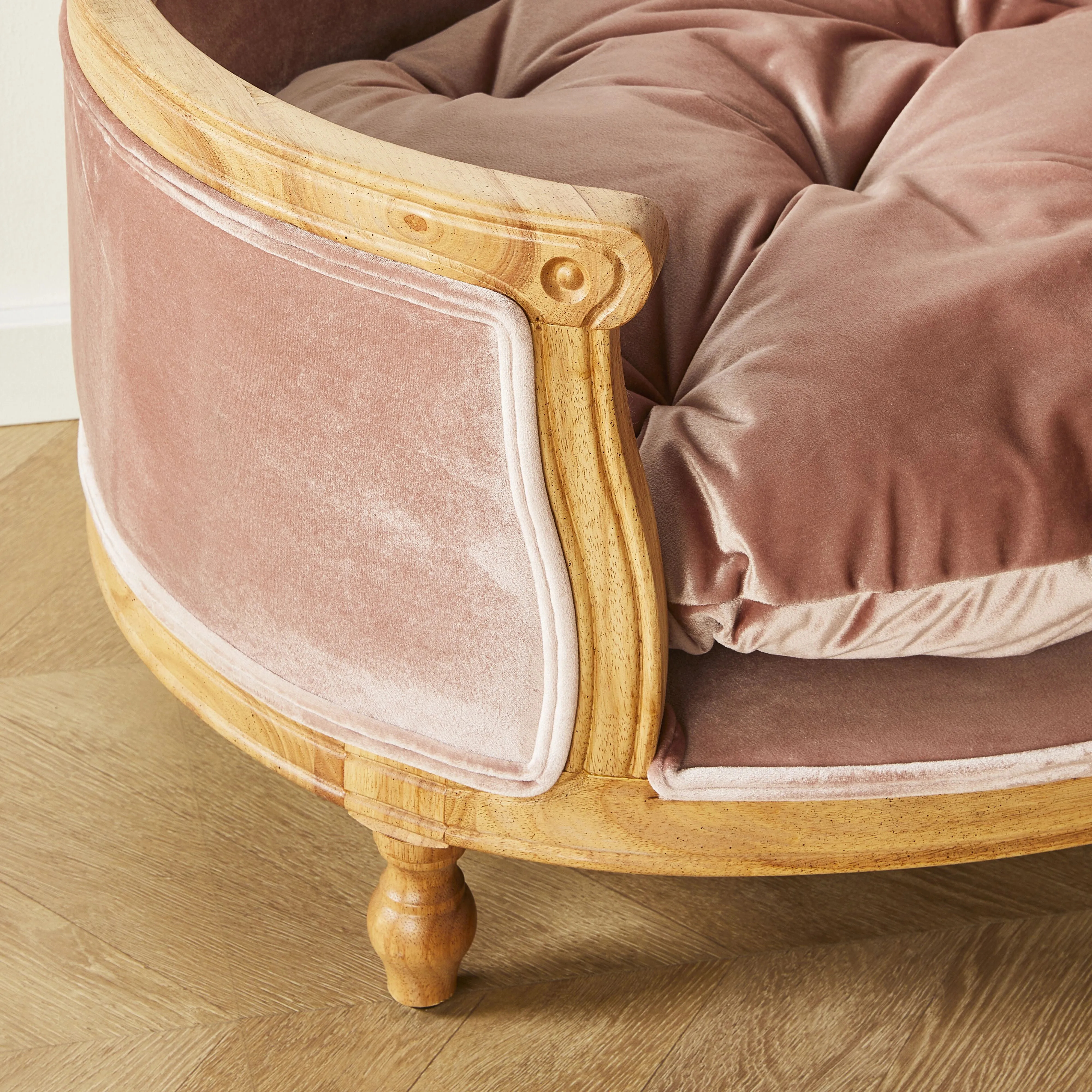 Luxe Dog Bed Blush Pink 75x70x44cm