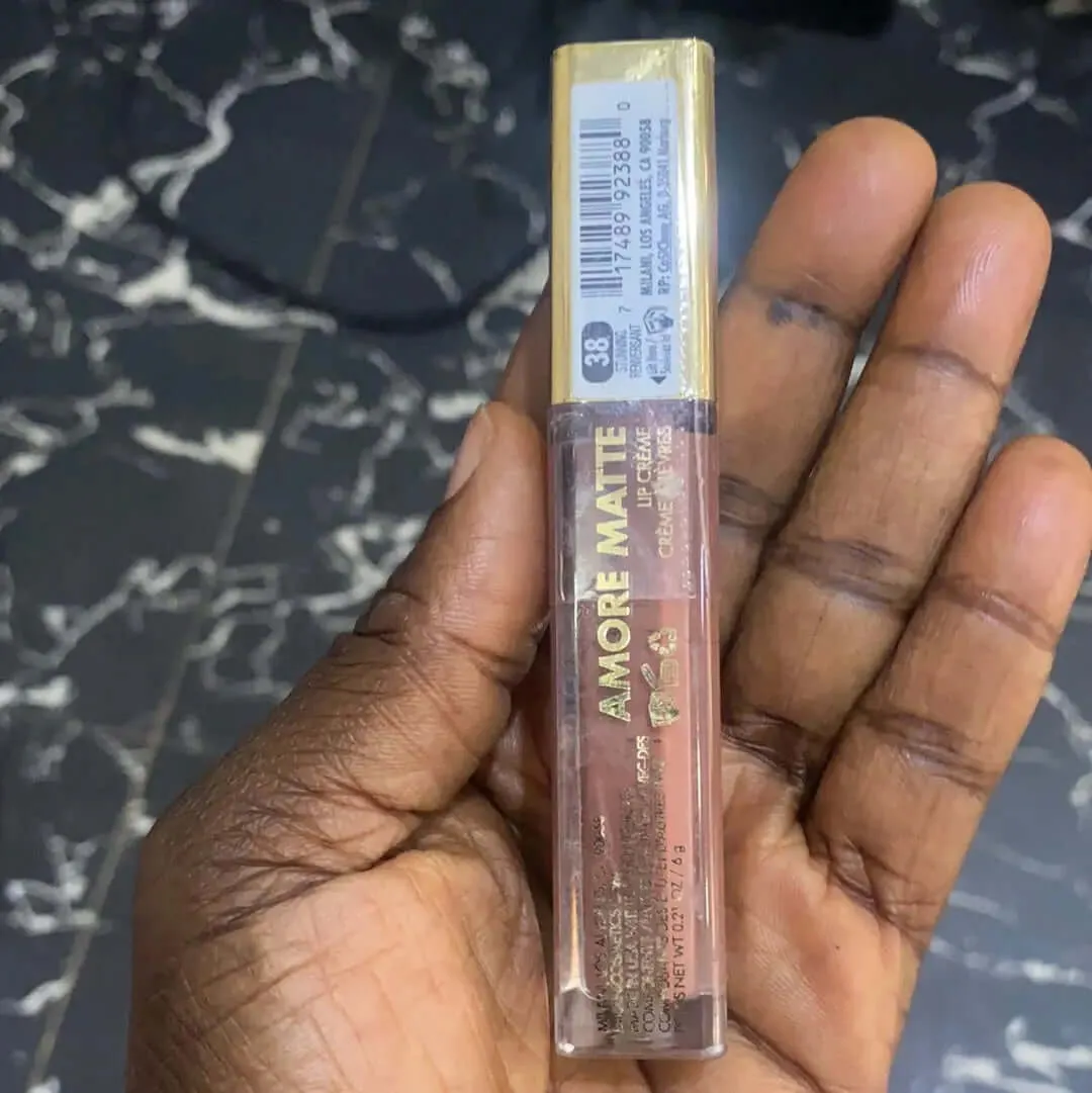 Milani Amore Matte Lip Creme