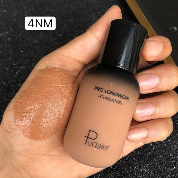 natural liquid foundation MK225