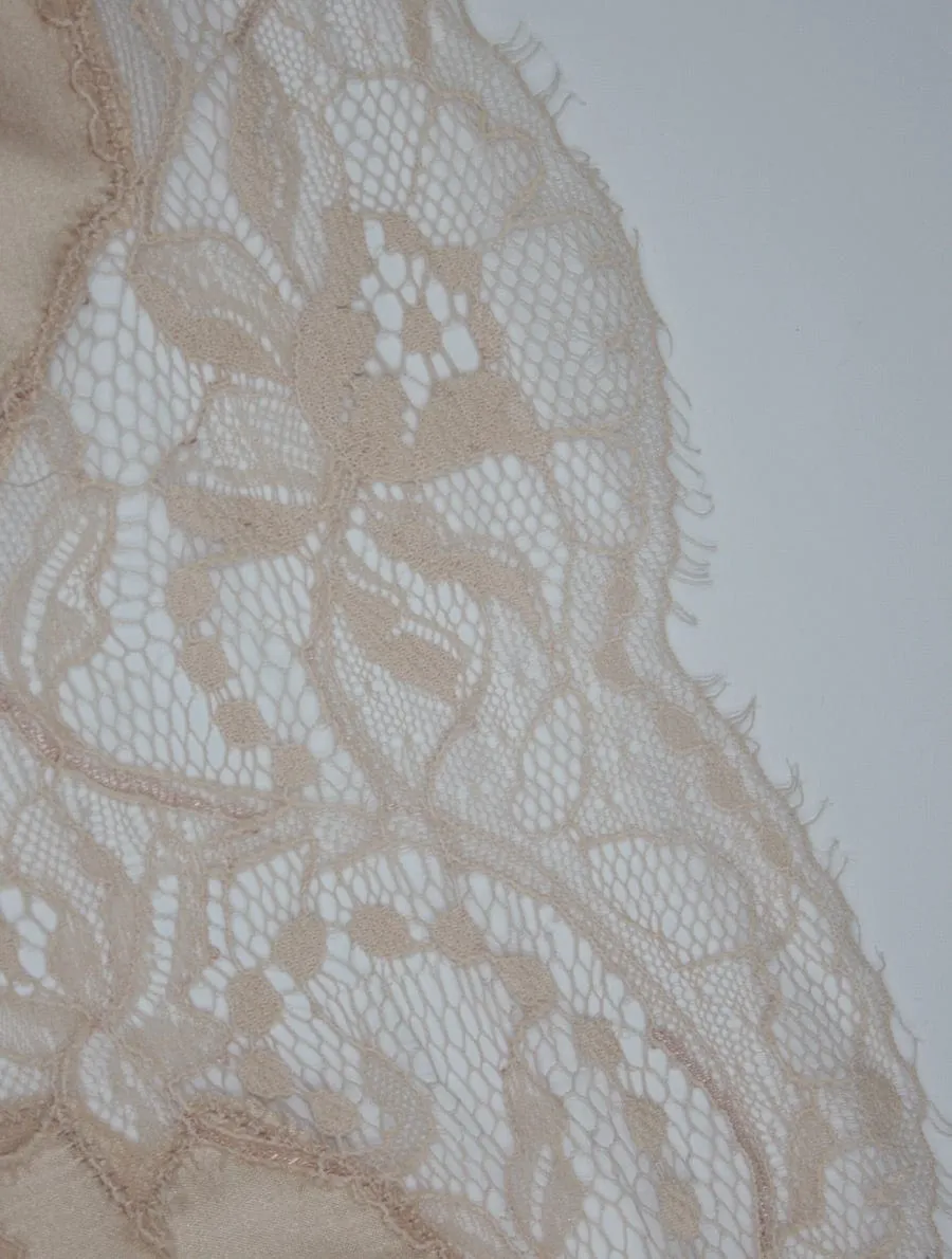 Signature Blush Lace Boudoir Bra & Ouvert Brief