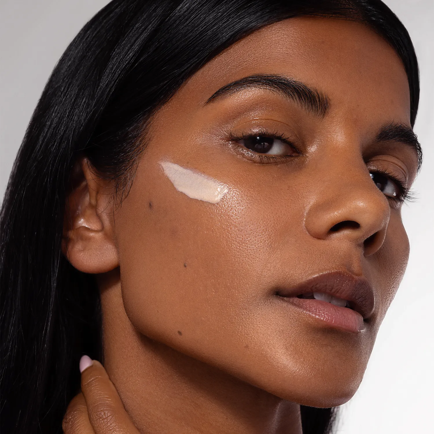 Simply Sheer Daily Sunscreen SPF 40 - Glow Booster