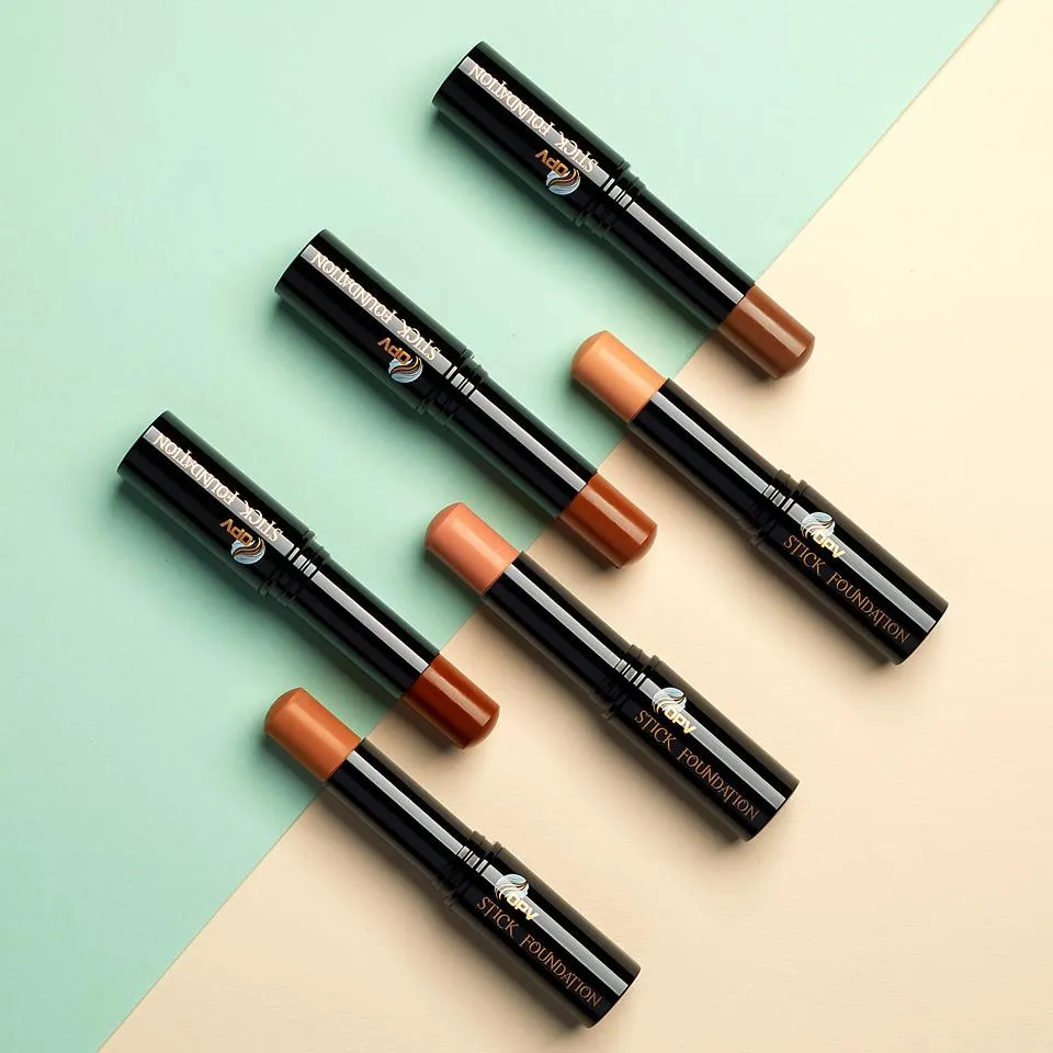 Stick Foundation in Cool Tan