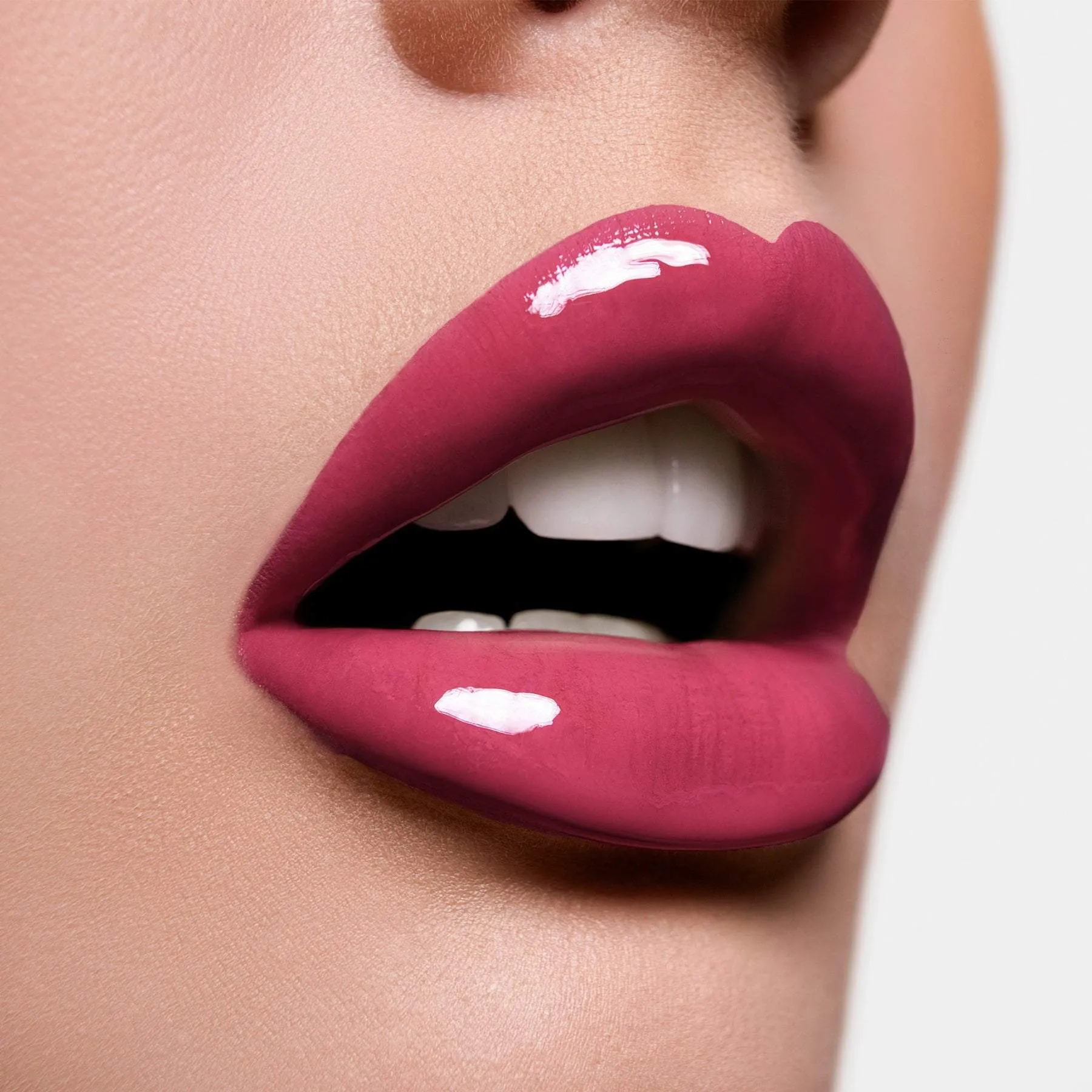 Velvet Gloss Plumper Mini 75. Cheater
